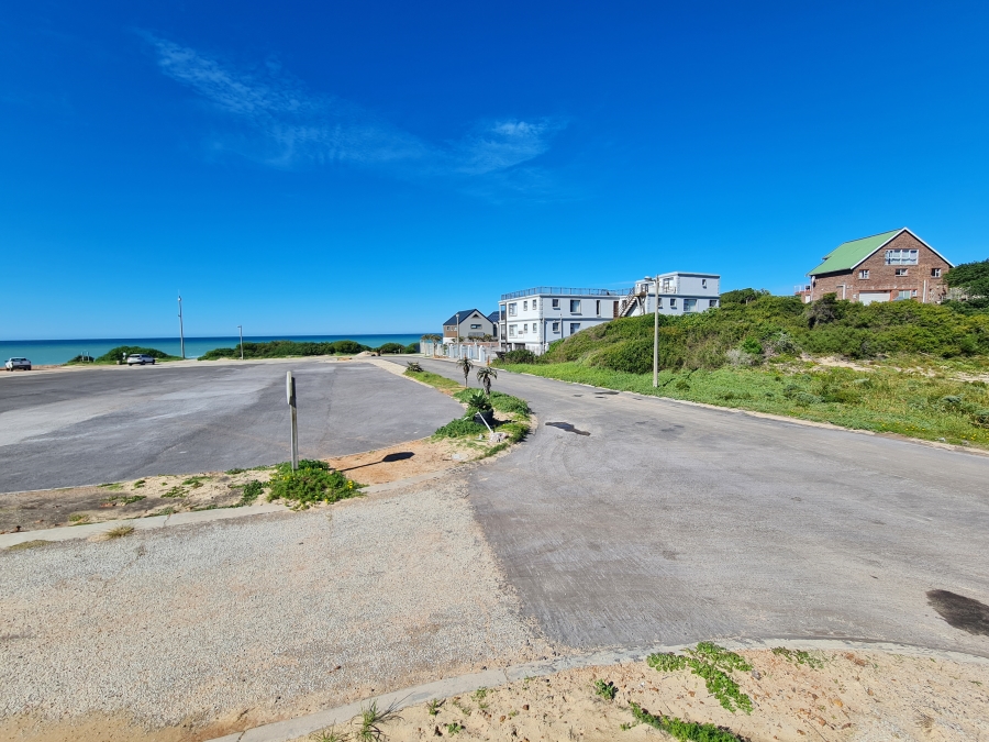 0 Bedroom Property for Sale in Paradise Beach Eastern Cape
